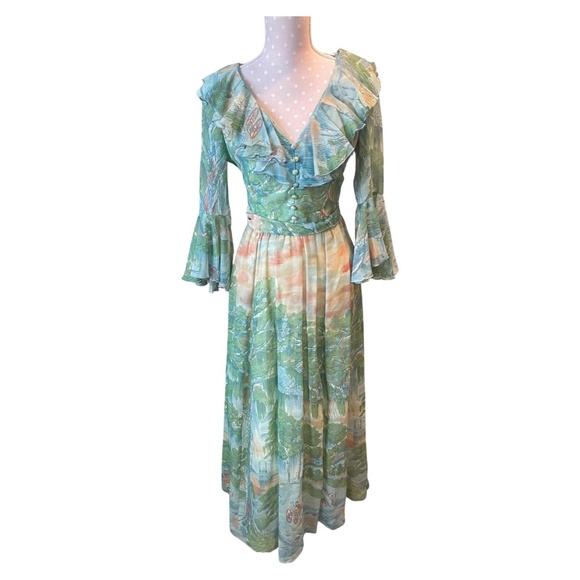 Vintage Dresses & Skirts - Vintage Coco Landscape Ruffle Dress